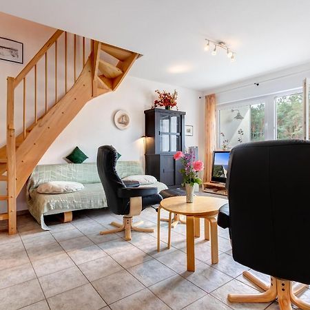 Ferienwohnung Jannek ツェンピン エクステリア 写真